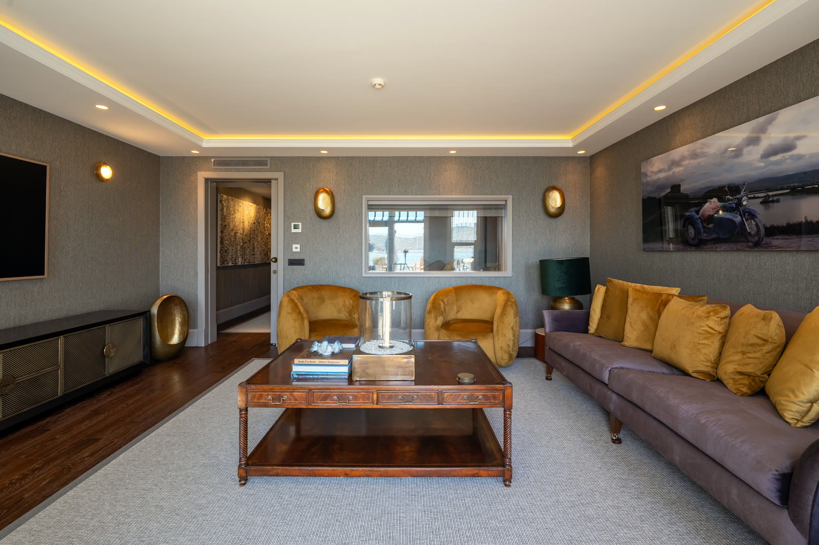 Entertainment Room